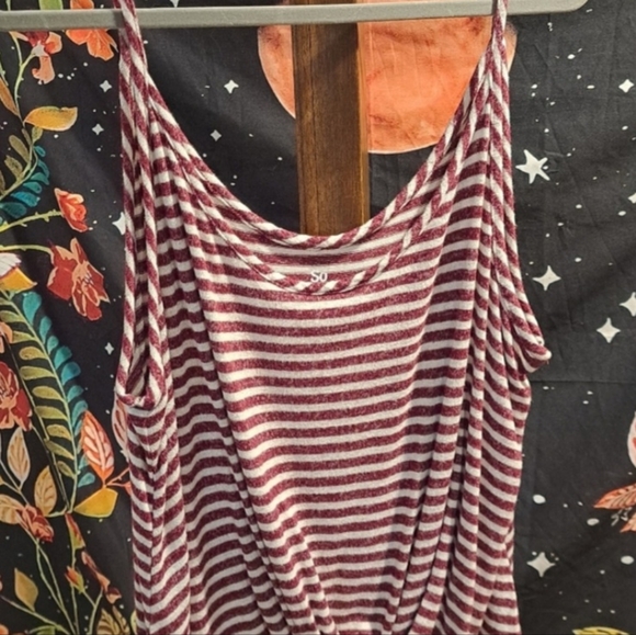 !Bundle! 5 Tank Tops - Picture 5 of 11